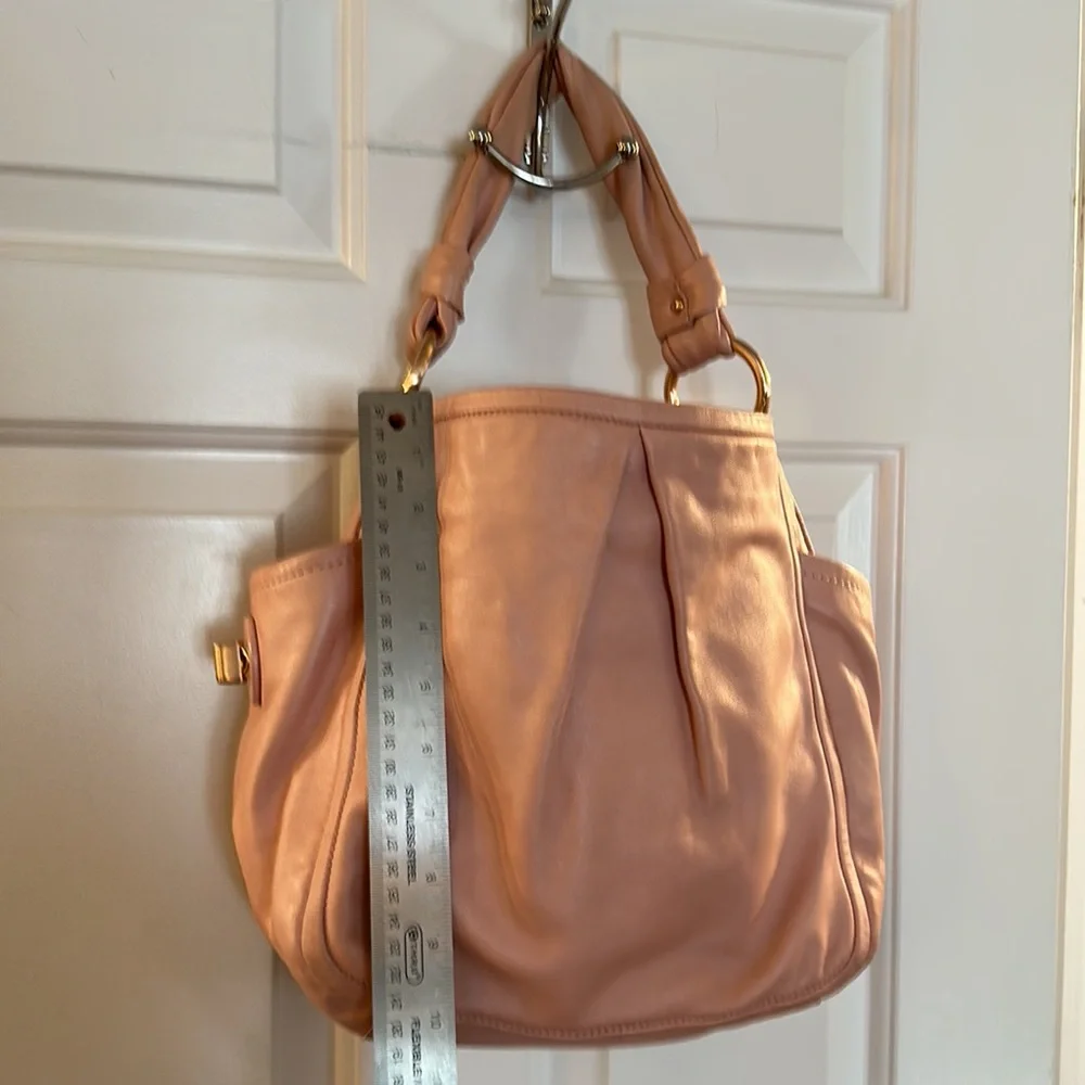Coach Pink Leather Hobo bag w Gold colored Hardware - Picture 14 of 14